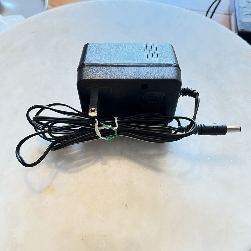 TT AC/DC Adaptor Class 2 2DW0E228230 Transformer AC120v/DC12v #D48-12-1300 07 04